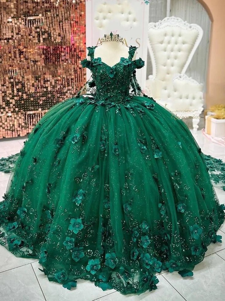 Faye | Exquisite Dark Green Quinceanera Dress: Stunning Sweet 16 Dress to Impress - Dark Green - PromDressClub