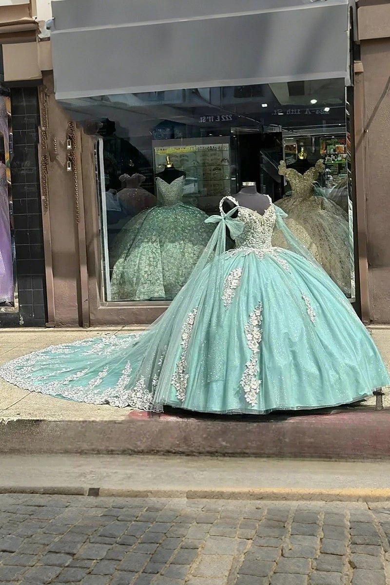 mint green quince dresses Halter Neck Open Back Quinceanera Mexican Ball Gown Prom Dress Accurate Measurement Complete QC system Quinceanera Dresses Mint Green And