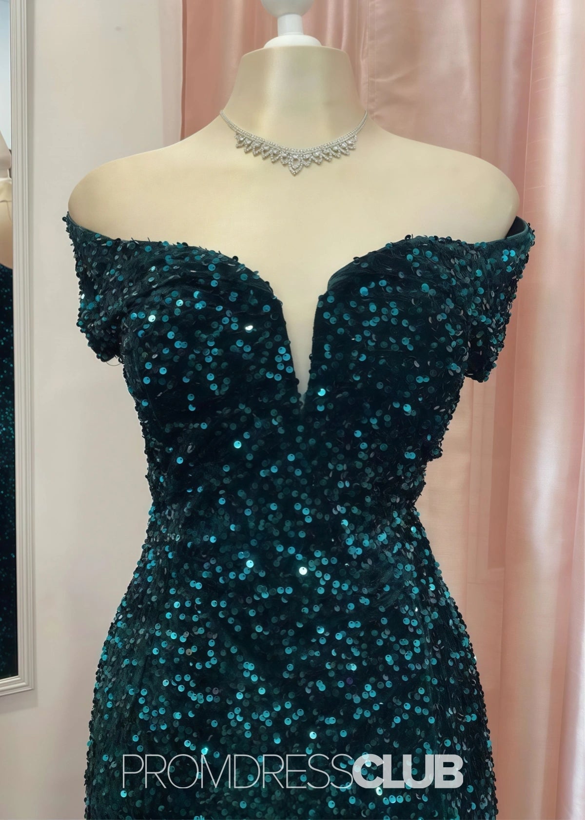 Kristin | Mermaid Sparkly Emerald Green Sequin Maxi Prom Dress - Price #price_variant_lowest# - Emerald Green - PromDressClub