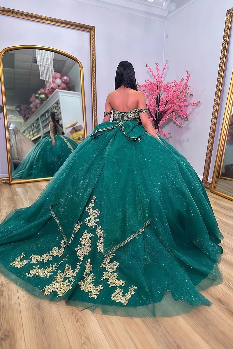 Louise | Discover the Ultimate Emerald Green Quince Dress: Royal Elegance Meets Effortless Style - Emerald Green - PromDressClub