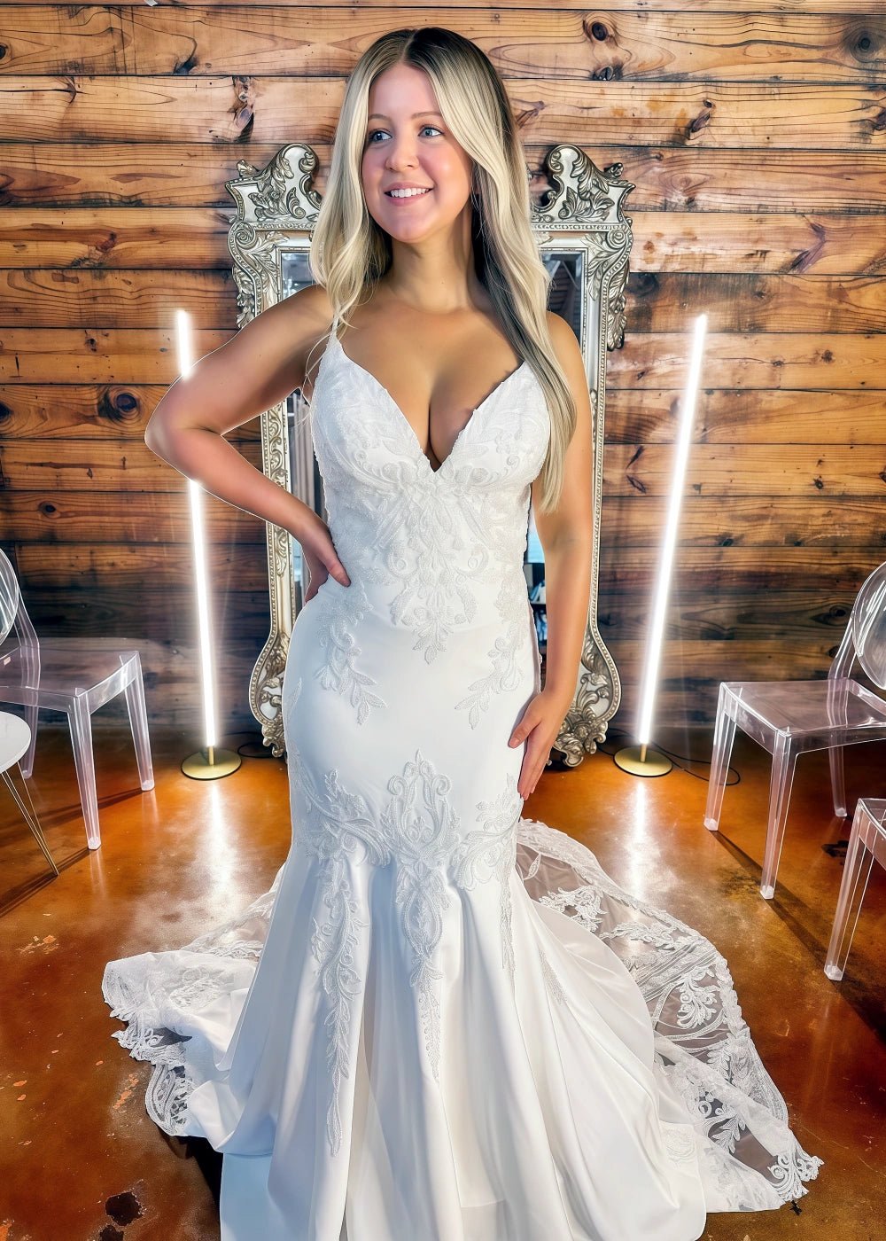 Martina | Plus Size Black and White Mermaid V Neck Wedding Dress with Long Train - White - PromDressClub