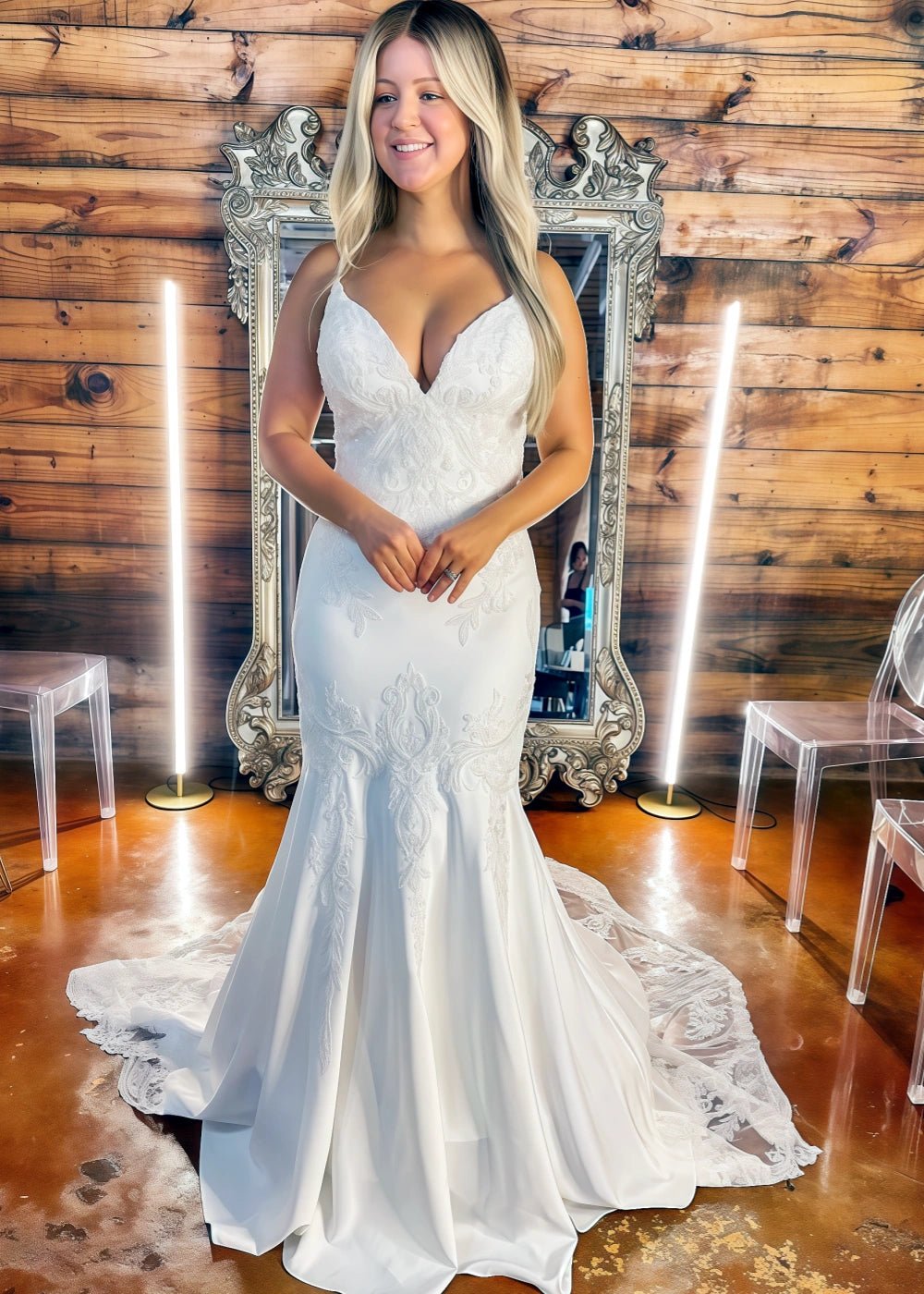 Martina | Plus Size Black and White Mermaid V Neck Wedding Dress with Long Train - White - PromDressClub